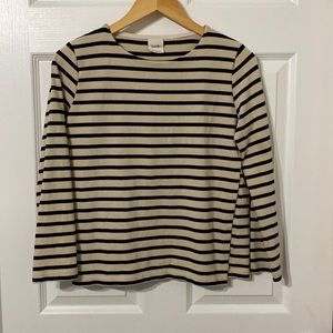 Moving sale - BOOB nursing sweater (buy 3 or more items for $5 each)